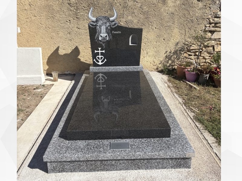 Monument installé par les PF Jéristy