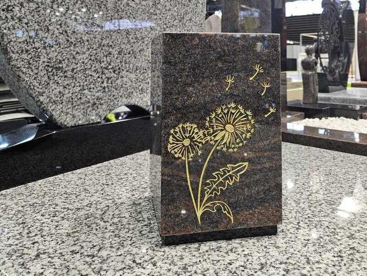 urne funéraire en granit un choix durable