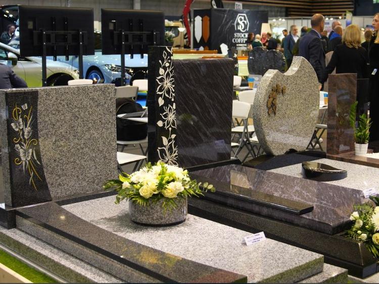 Salon du funéraire 10 nouveaux modèles exposés