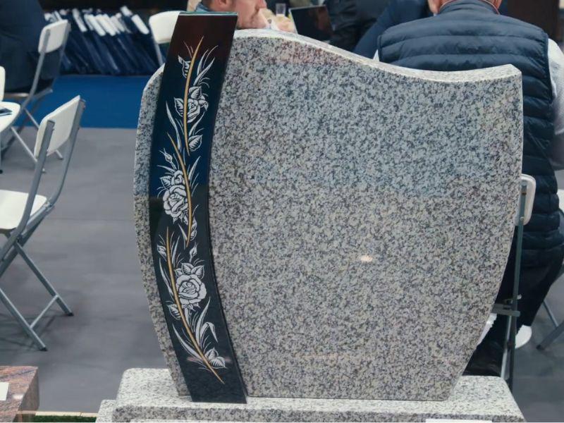 Stèle du monument Jais